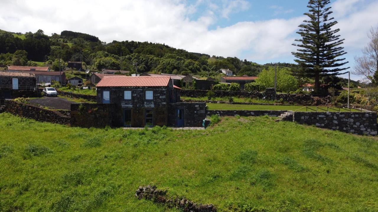 Casa Da Ribeirinha Villa Ribeirinha  Exterior photo